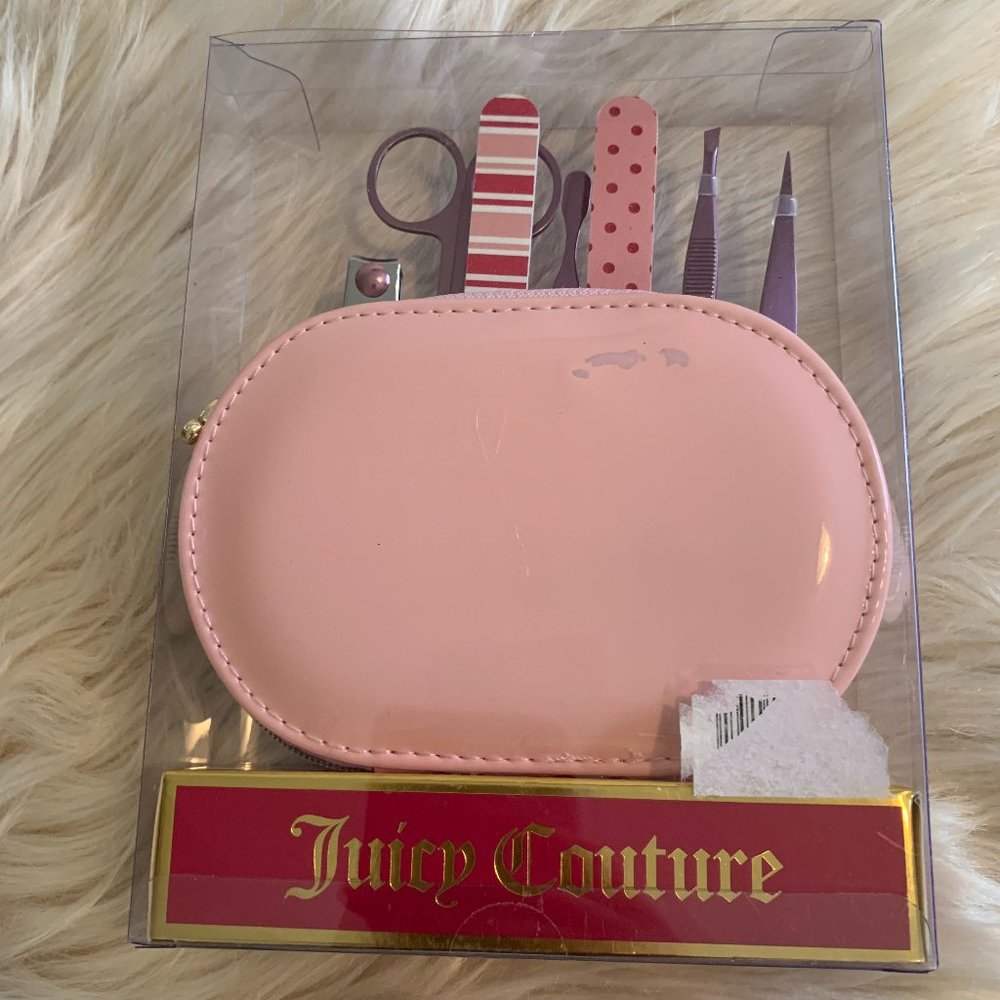 Juicy Couture-7 Piece Grooming Set with Case - Picture 2 of 2